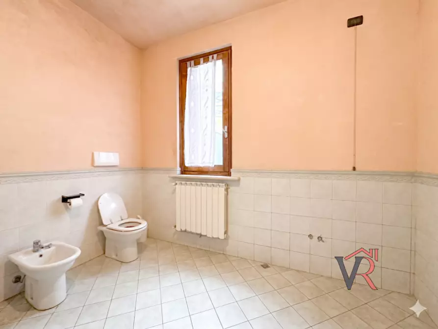 Immagine 13 di Appartamento in vendita  in Via IV Novembre a Lograto