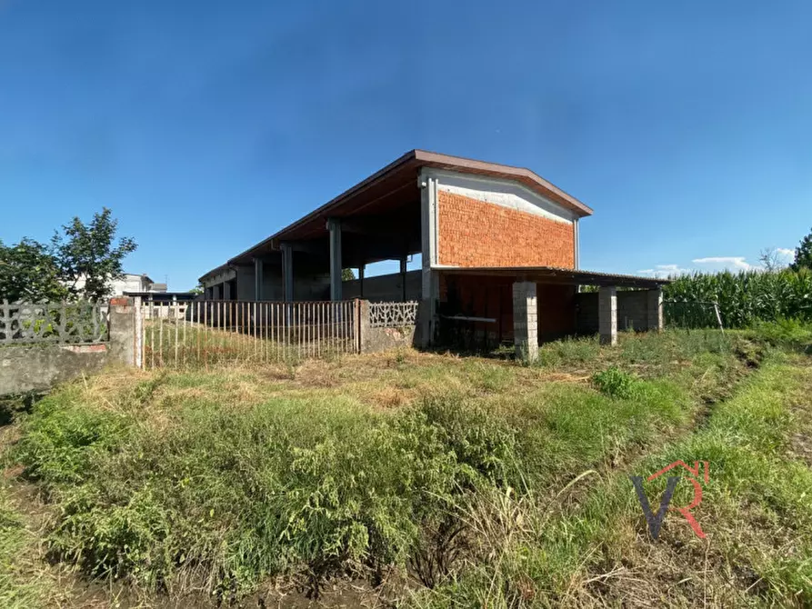 Immagine 4 di Rustico / casale in vendita  in Via della Vittoria a Dello