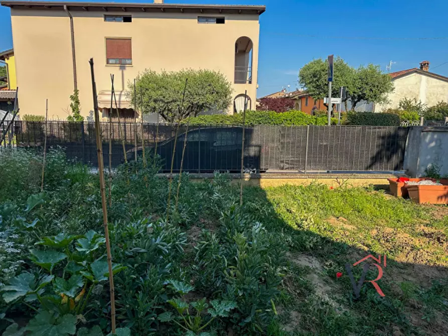 Immagine 4 di Appartamento in vendita  in Via Vittorio Veneto a Dello