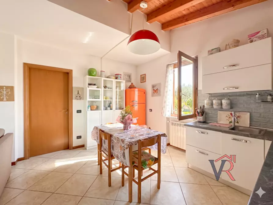 Immagine 5 di Appartamento in vendita  in Via Vittorio Veneto a Dello