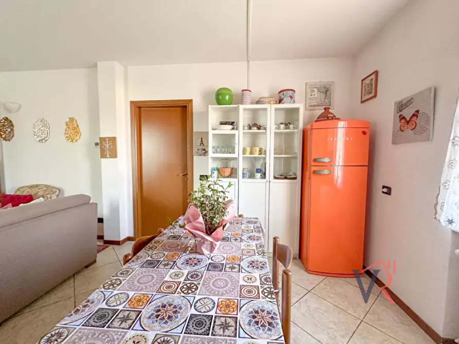 Immagine 10 di Appartamento in vendita  in Via Vittorio Veneto a Dello