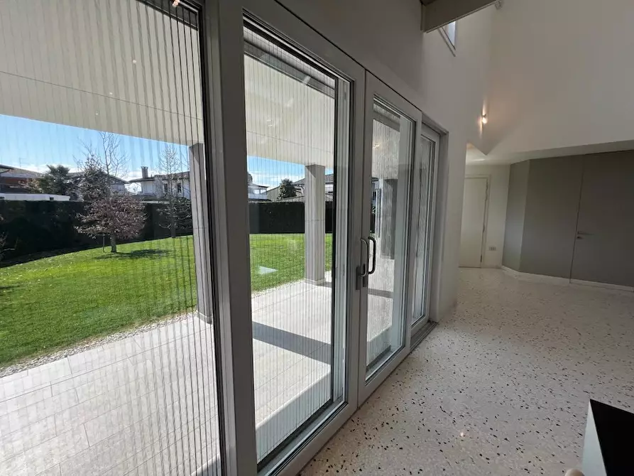 Immagine 20 di Casa indipendente in vendita  a Campolongo Maggiore