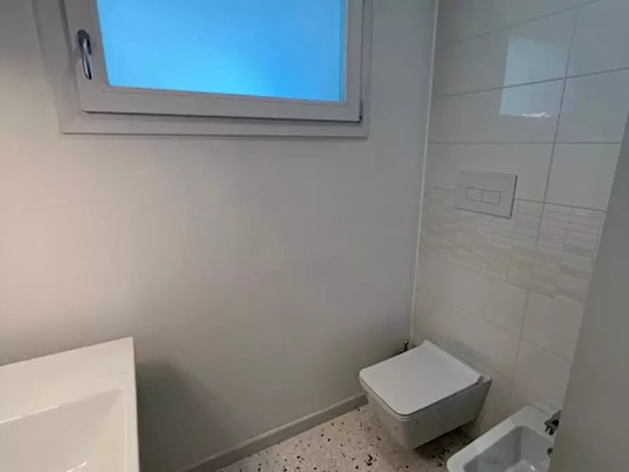 Immagine 25 di Casa indipendente in vendita  a Campolongo Maggiore