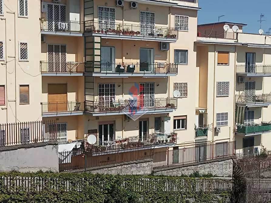Immagine 7 di Appartamento in vendita  in VIA B.CAVALLINO adiacenze Villa Partenope a Napoli