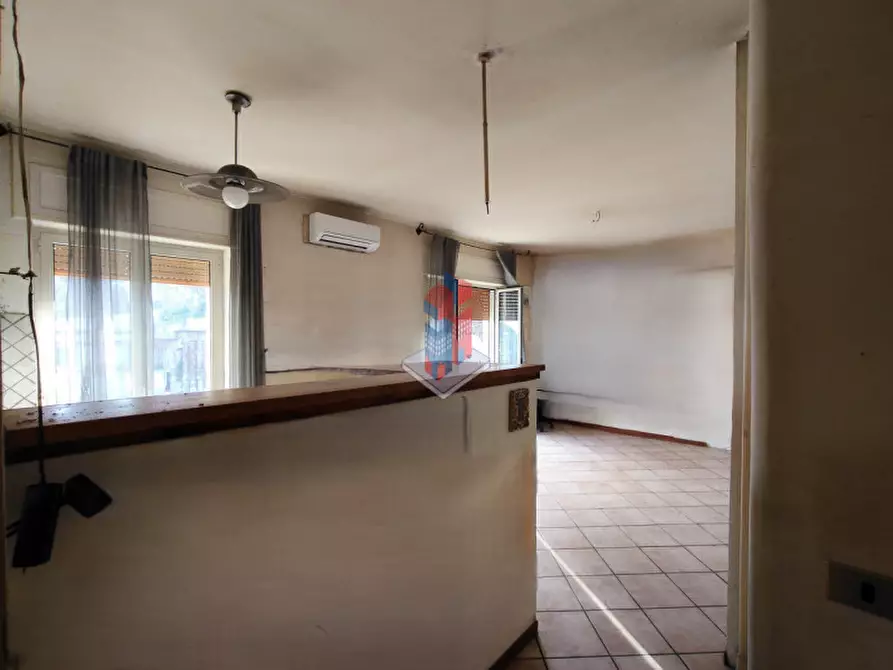 Immagine 20 di Appartamento in vendita  in VIA B.CAVALLINO adiacenze Villa Partenope a Napoli