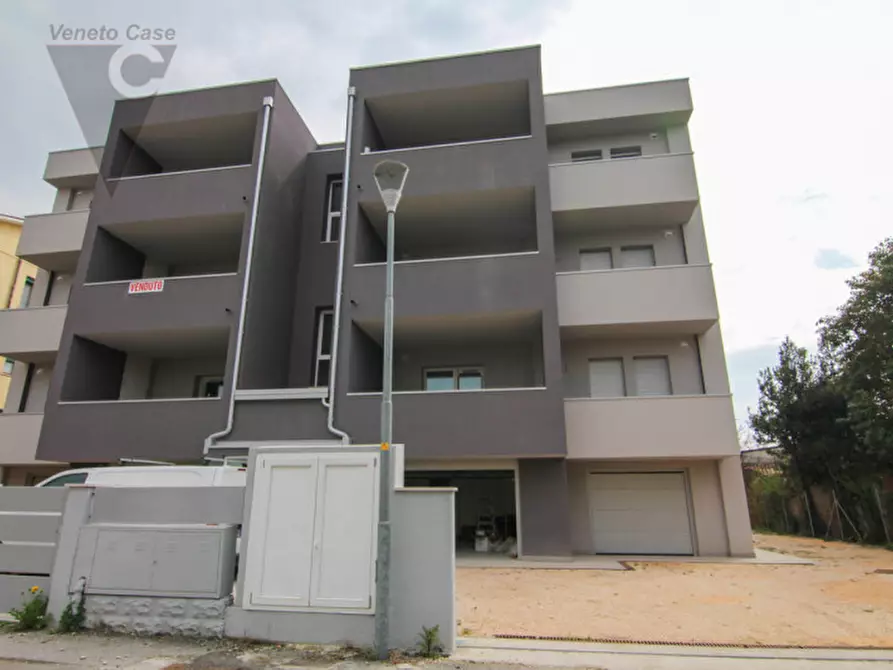 Immagine 29 di Appartamento in vendita  in via c d'avila a Piove Di Sacco