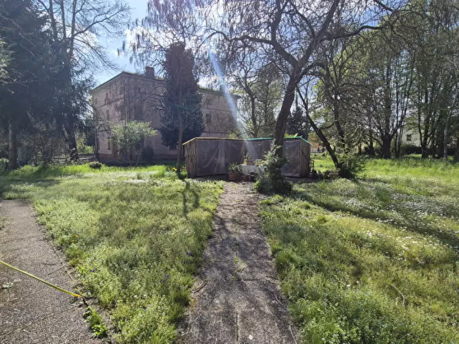 Immagine 21 di Casa bifamiliare in vendita  a Novi Di Modena