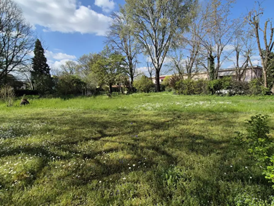 Immagine 26 di Casa bifamiliare in vendita  a Novi Di Modena