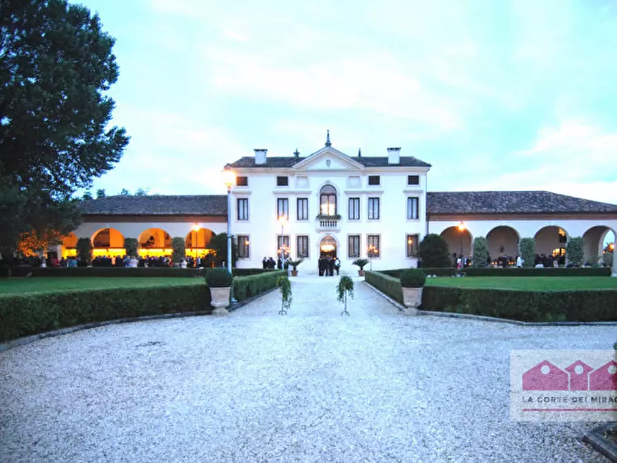 Immagine 3 di Villa in vendita  in Via Settimo a Montegalda