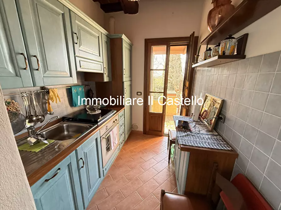 Immagine 9 di Appartamento in vendita  in Via S.Maria a Castiglione Del Lago