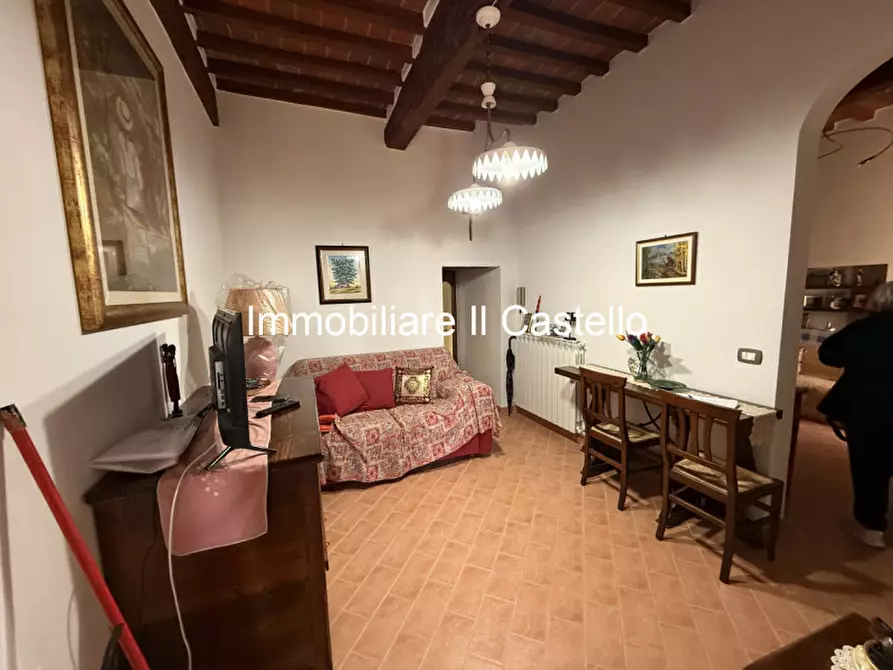 Immagine 10 di Appartamento in vendita  in Via S.Maria a Castiglione Del Lago