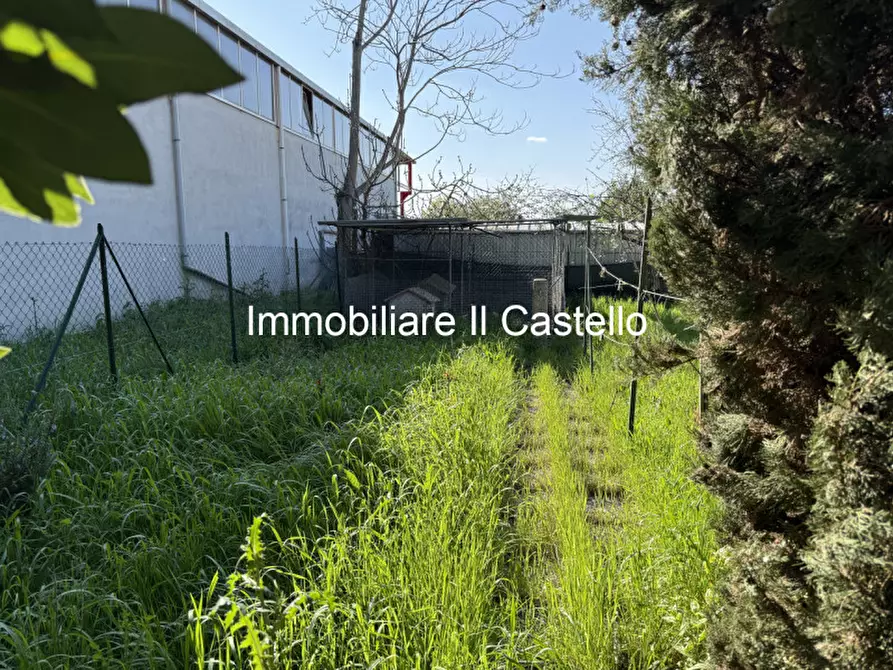 Immagine 14 di Appartamento in vendita  in Via S.Maria a Castiglione Del Lago