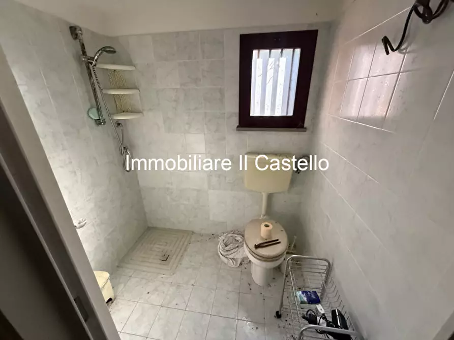 Immagine 17 di Appartamento in vendita  in Via S.Maria a Castiglione Del Lago