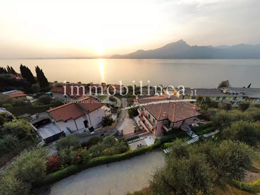 Immagine 34 di Appartamento in vendita  in VIA FORNARE 36 a Torri Del Benaco