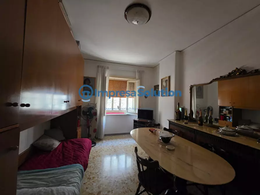 Immagine 11 di Appartamento in vendita  in Via Diocleziano a Napoli