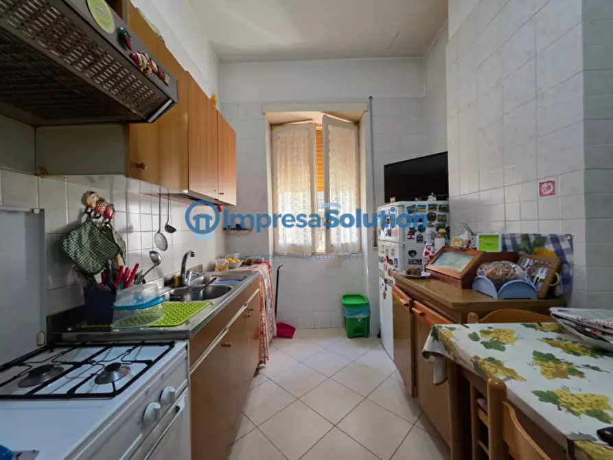 Immagine 12 di Appartamento in vendita  in Via Diocleziano a Napoli