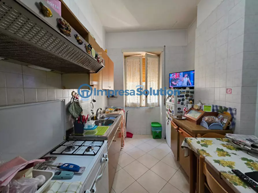 Immagine 13 di Appartamento in vendita  in Via Diocleziano a Napoli