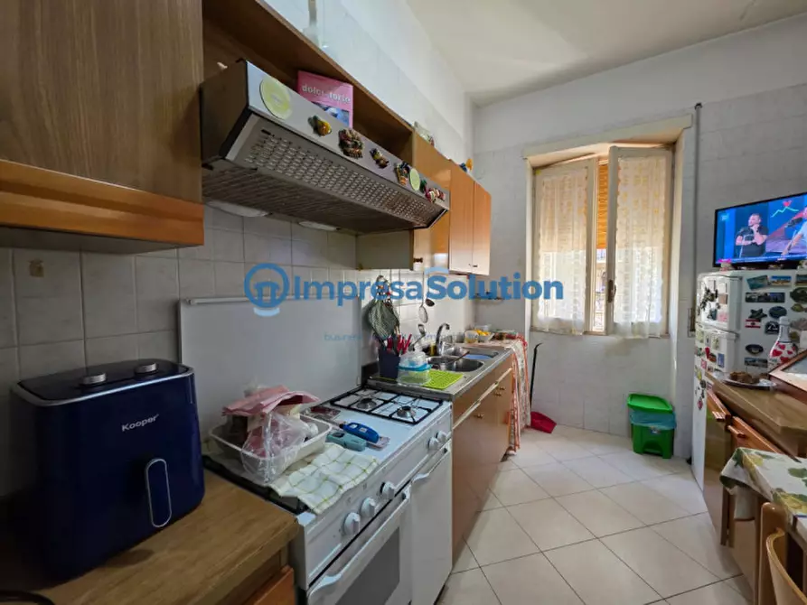 Immagine 14 di Appartamento in vendita  in Via Diocleziano a Napoli