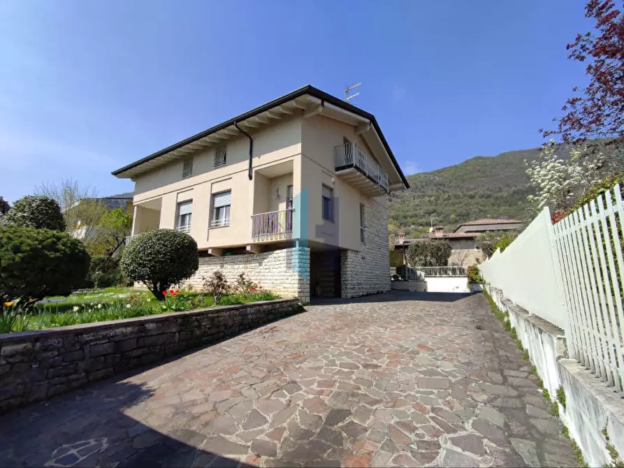 Immagine 7 di Appartamento in vendita  in Sant’Orsola 217 a Brescia