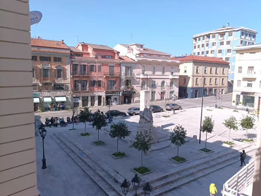 Immagine 1 di Ufficio in vendita  in VIA FLAIANO a Pescara