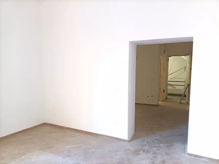 Immagine 12 di Ufficio in vendita  in VIA FLAIANO a Pescara