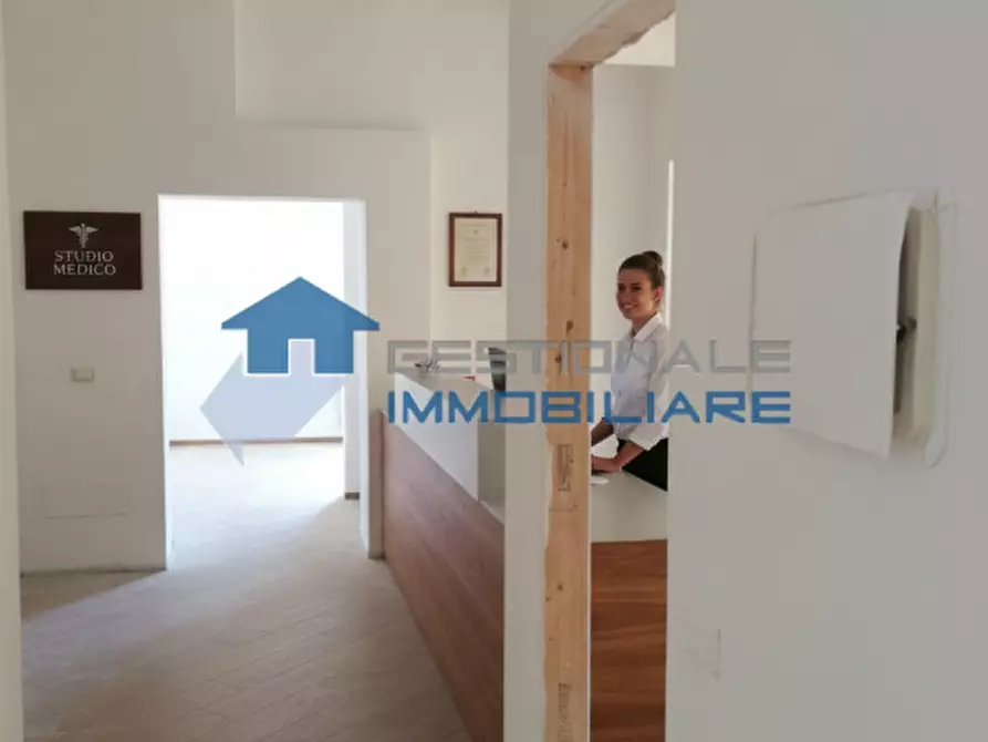 Immagine 46 di Ufficio in vendita  in VIA FLAIANO a Pescara
