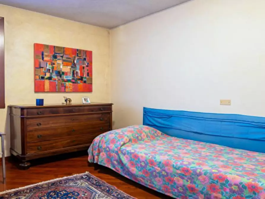 Immagine 15 di Villa in vendita  a Selvazzano Dentro