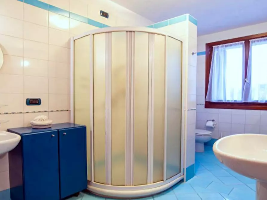 Immagine 16 di Villa in vendita  a Selvazzano Dentro