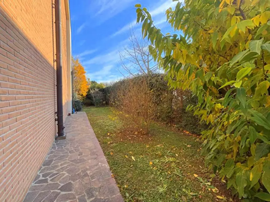 Immagine 25 di Villa in vendita  a Selvazzano Dentro