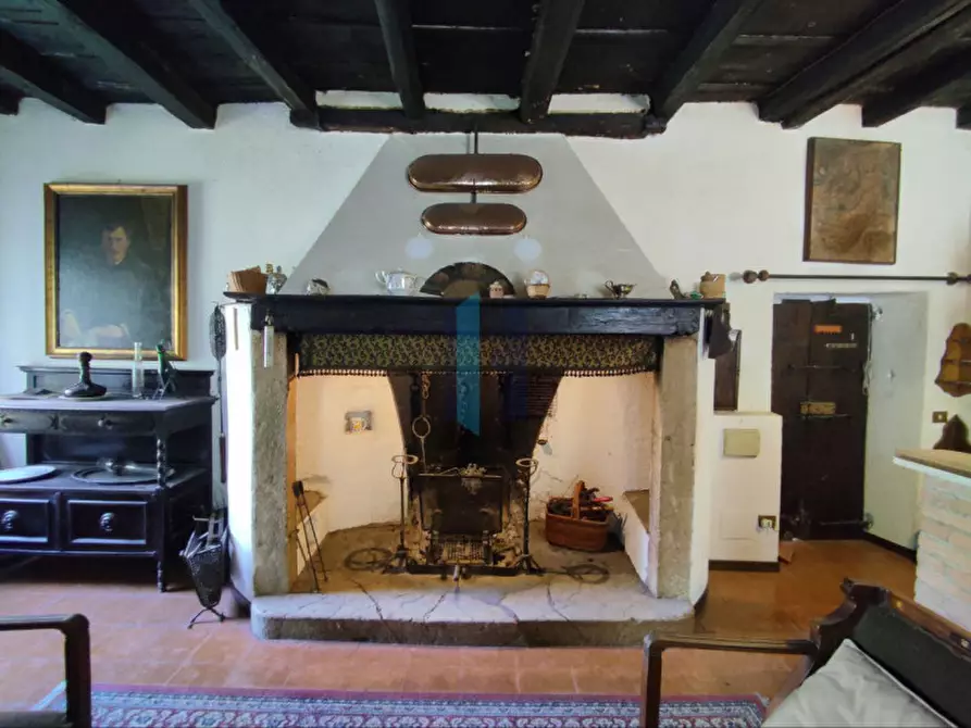 Immagine 4 di Casa indipendente in vendita  in Via Ghiacciarolo a Botticino