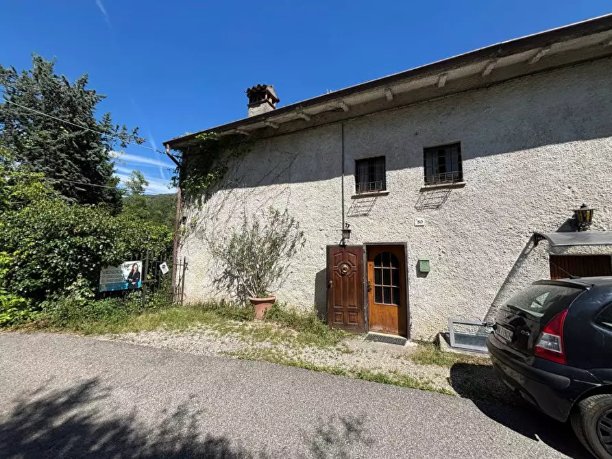Immagine 19 di Casa indipendente in vendita  in Via Ghiacciarolo a Botticino