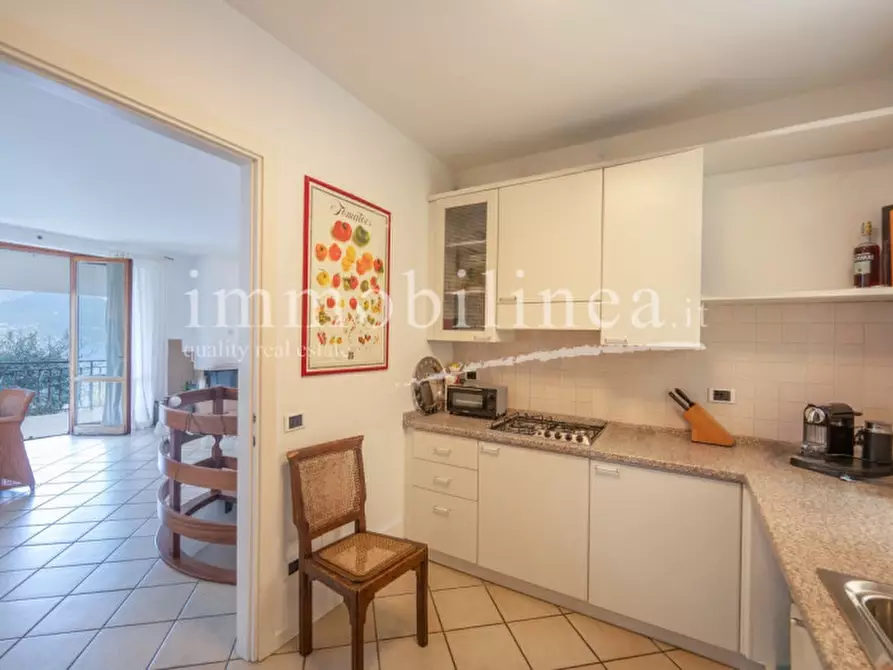 Immagine 17 di Villa in vendita  in VIA PER LE PRANDINE Piano T-S1 a Torri Del Benaco