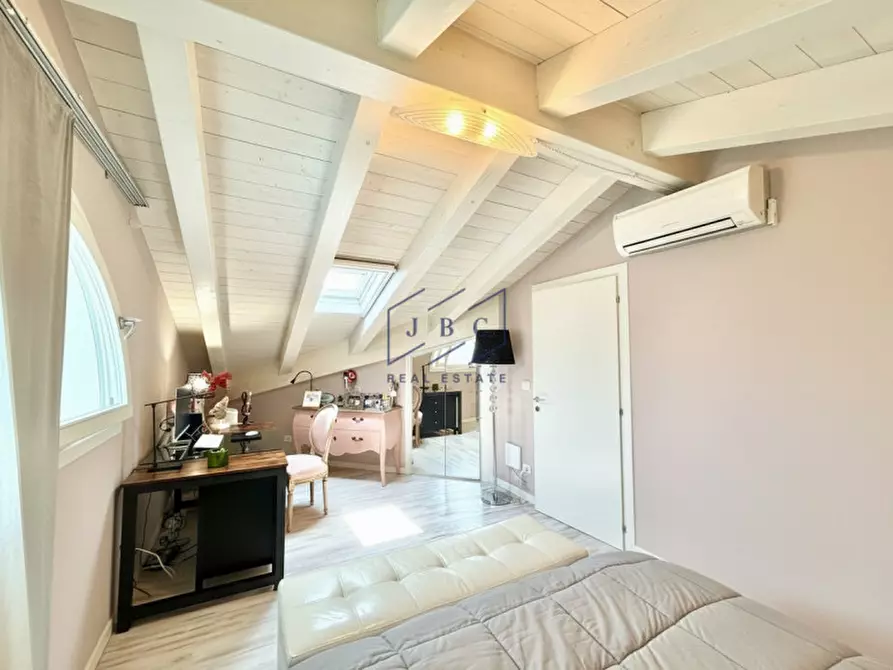 Immagine 21 di Appartamento in vendita  in Via Don Guerrino Bertolin 19 a Jesolo