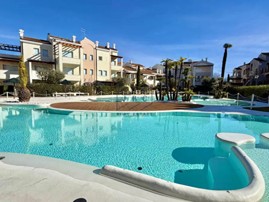 Immagine 27 di Appartamento in vendita  in Via Don Guerrino Bertolin 19 a Jesolo