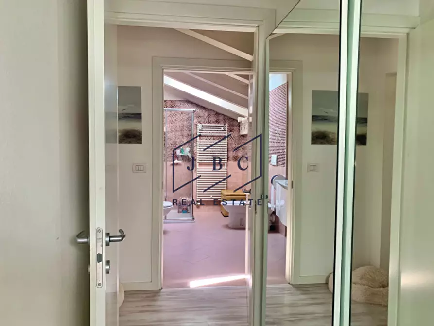 Immagine 31 di Appartamento in vendita  in Via Don Guerrino Bertolin 19 a Jesolo