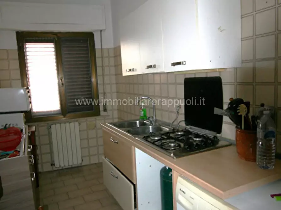 Immagine 3 di Appartamento in vendita  a Sinalunga