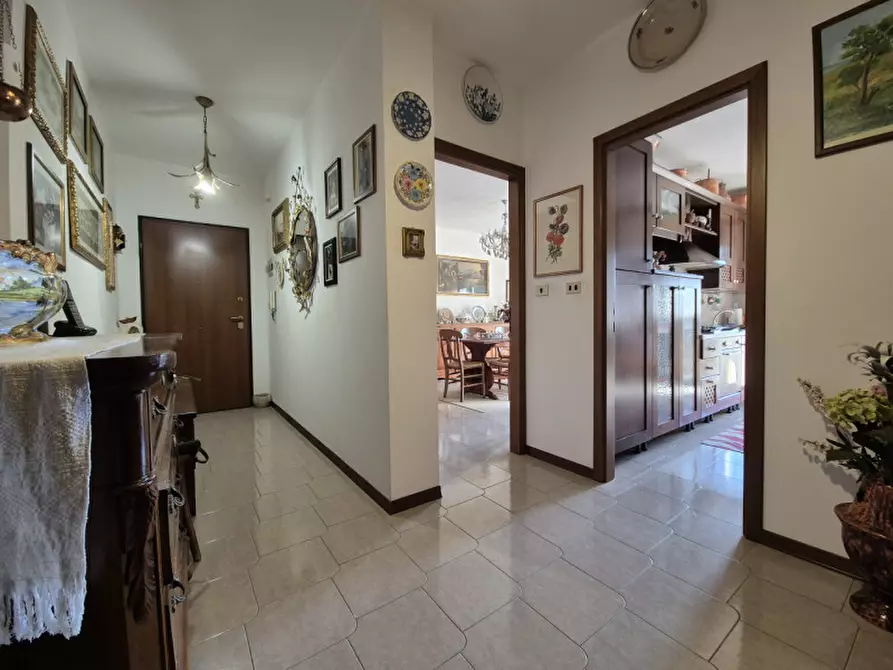 Immagine 11 di Appartamento in vendita  in Via Ignazio Silone a Spoltore