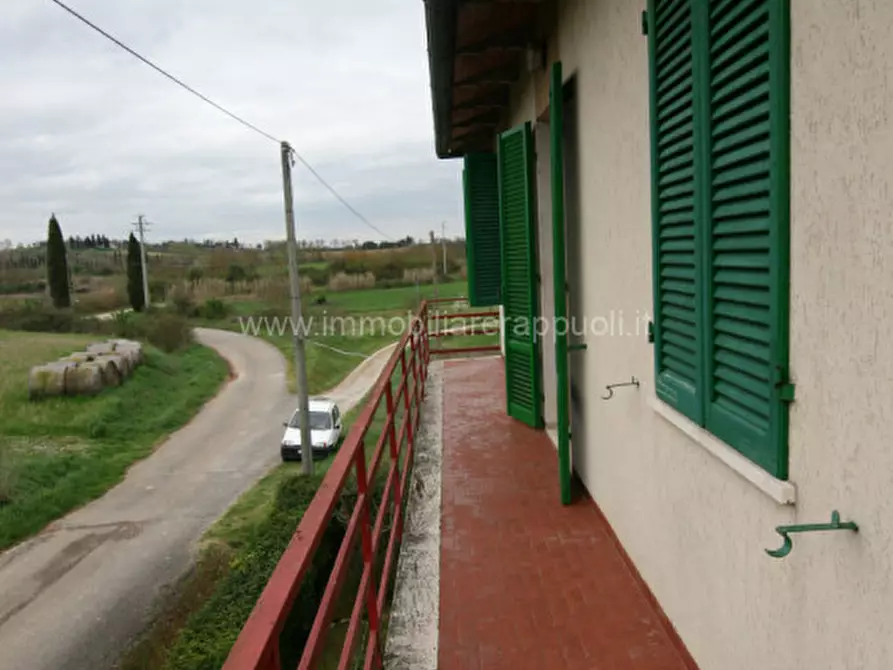 Immagine 7 di Casa indipendente in vendita  a Sinalunga