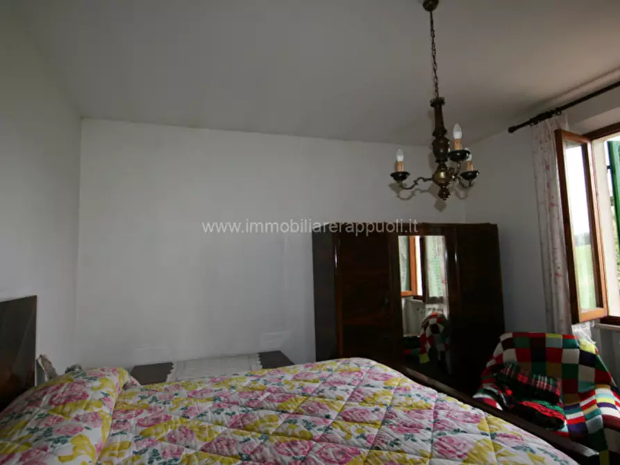 Immagine 9 di Casa indipendente in vendita  a Sinalunga