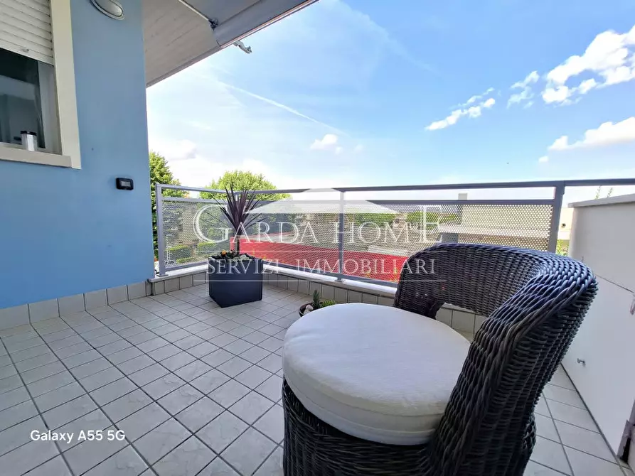 Immagine 1 di Appartamento in vendita  in Viale Guglielmo Marconi 120 a Desenzano Del Garda