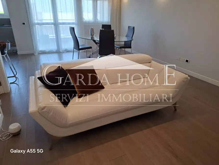 Immagine 8 di Appartamento in vendita  in Via Ettore Andreis a Desenzano Del Garda