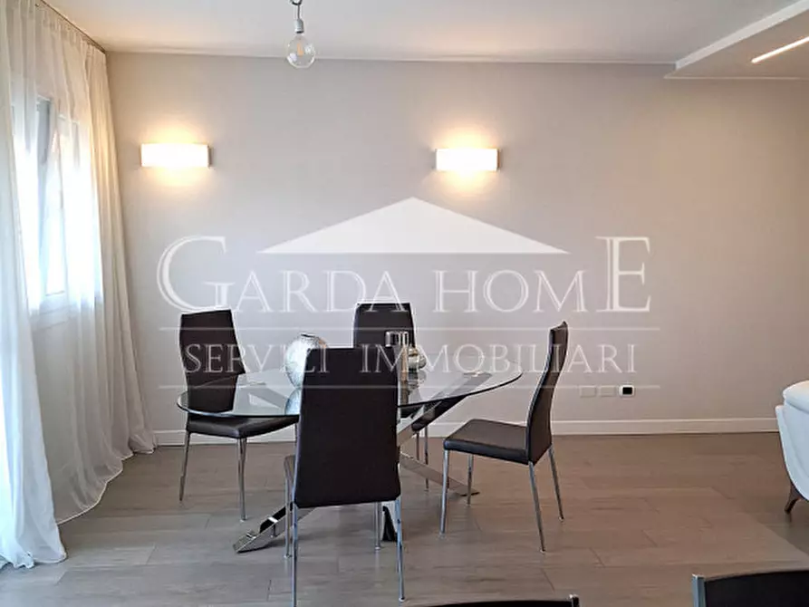 Immagine 8 di Appartamento in vendita  in Viale Guglielmo Marconi 120 a Desenzano Del Garda