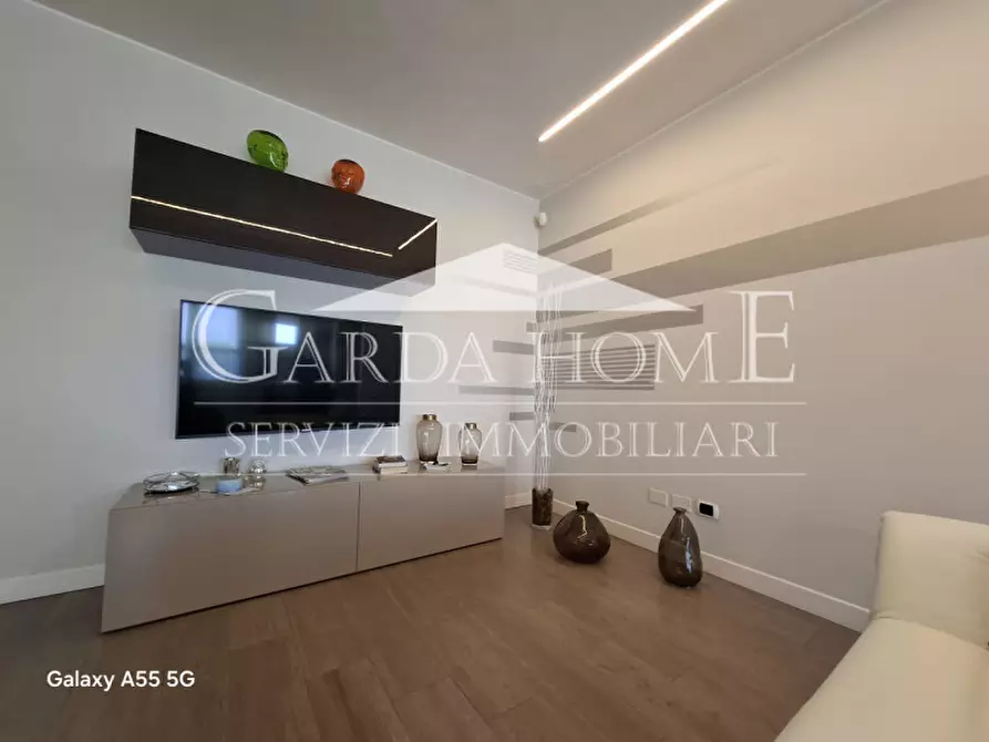 Immagine 9 di Appartamento in vendita  in Viale Guglielmo Marconi 120 a Desenzano Del Garda