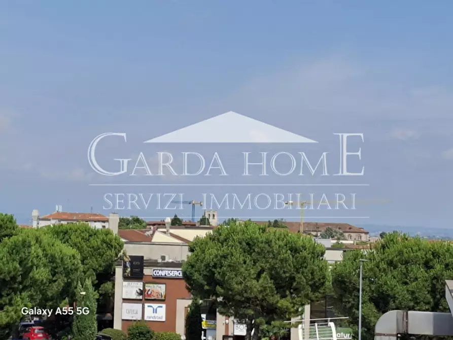 Immagine 13 di Appartamento in vendita  in Viale Guglielmo Marconi 120 a Desenzano Del Garda