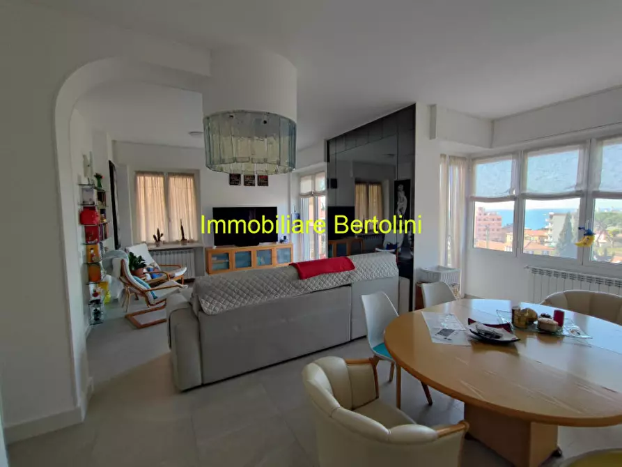 Immagine 23 di Appartamento in vendita  in FOCE a San Remo