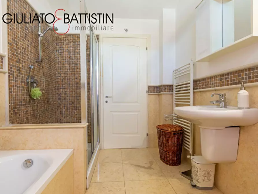 Immagine 23 di Villa in vendita  in Montebello a Montebello Vicentino