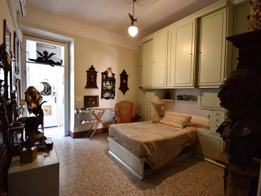 Immagine 15 di Appartamento in vendita  in Via Natale del Grande a Roma