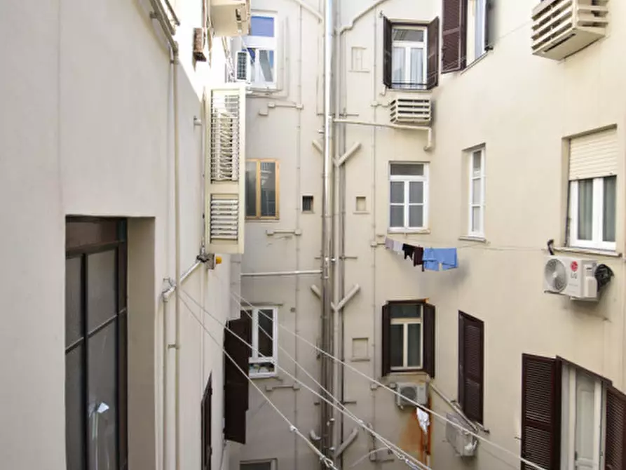 Immagine 17 di Appartamento in vendita  in Via Natale del Grande a Roma