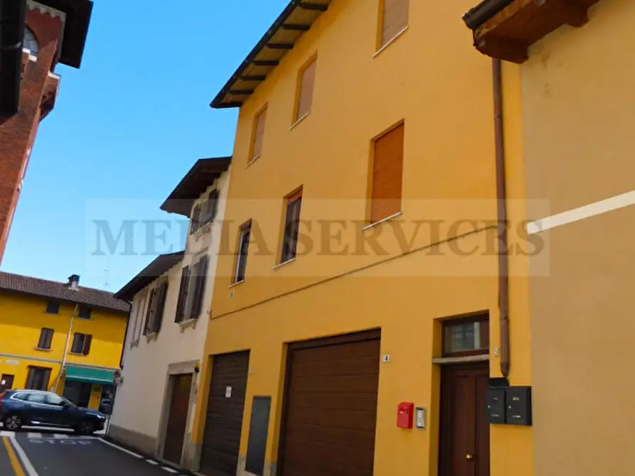 Immagine 1 di Appartamento in vendita  in piazza Piccola n° 5 a Garlasco