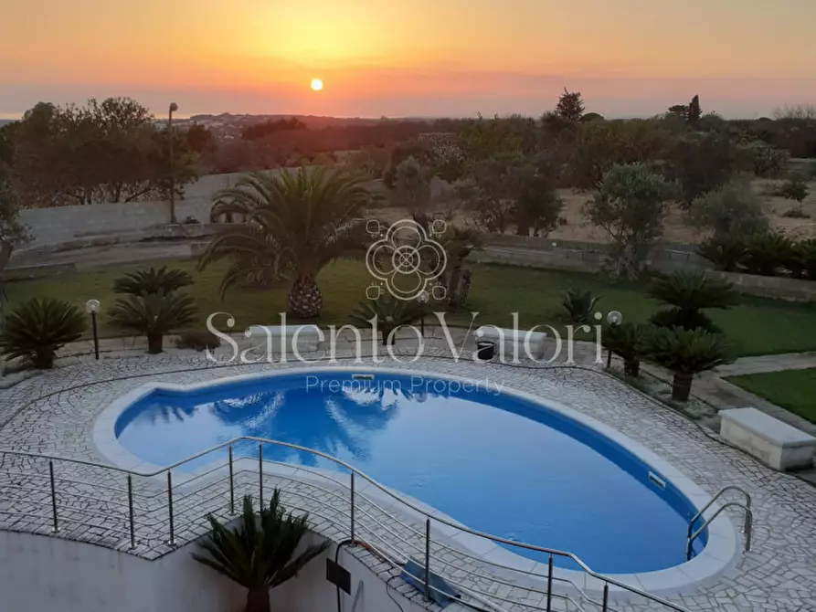 Immagine 5 di Villa in vendita  in Rischiazzi a Parabita